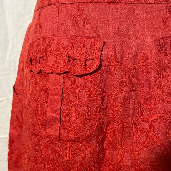 Red skirt - Picture 7 of 7